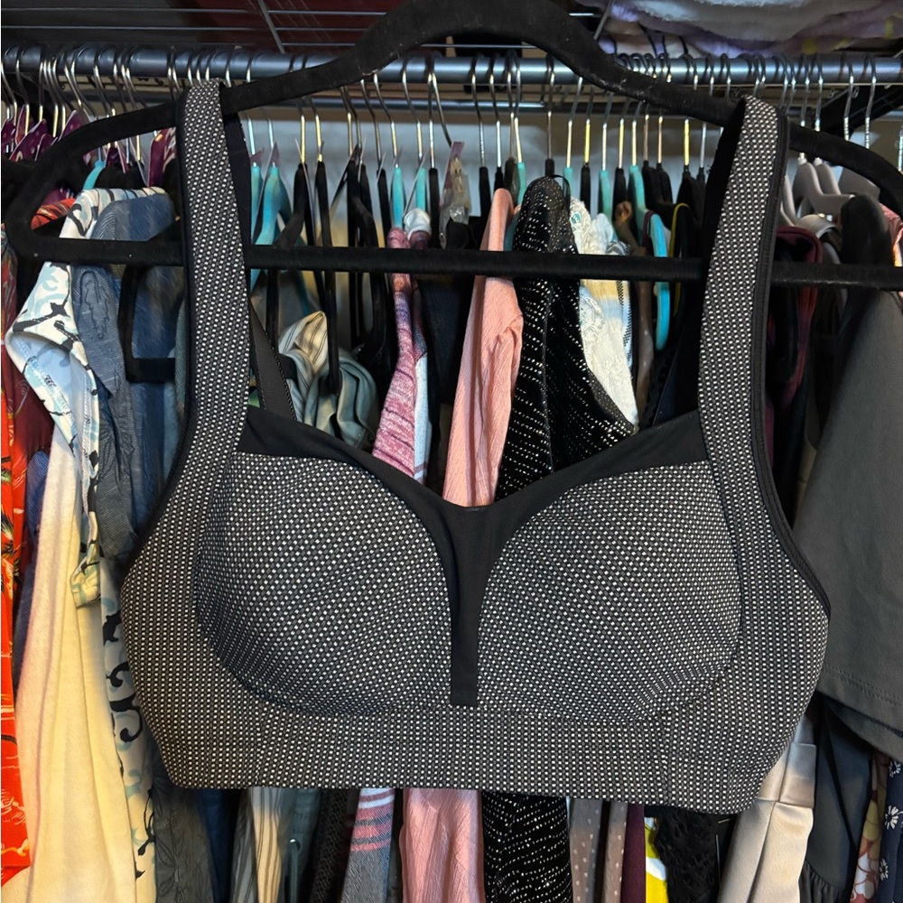 Lululemon Athletica Black and White Dotted Tata Tamer II Bra